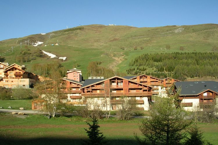 photo 0 Owner direct vacation rental Les 2 Alpes appartement Rhone-Alps Isre View of the property from outside
