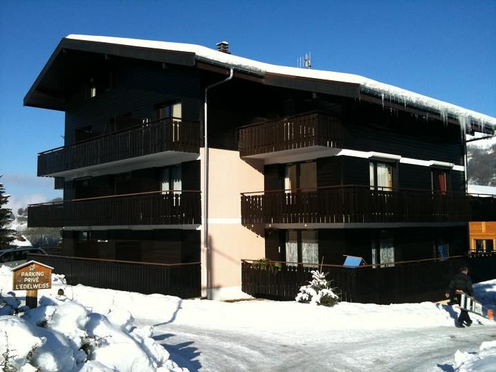 photo 6 Owner direct vacation rental Bernex appartement Rhone-Alps Haute-Savoie View of the property from outside