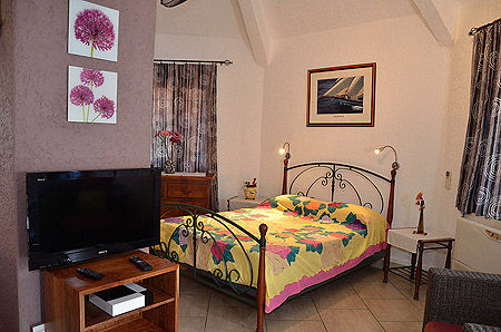 photo 4 Owner direct vacation rental Flic-en-Flac bungalow   bedroom
