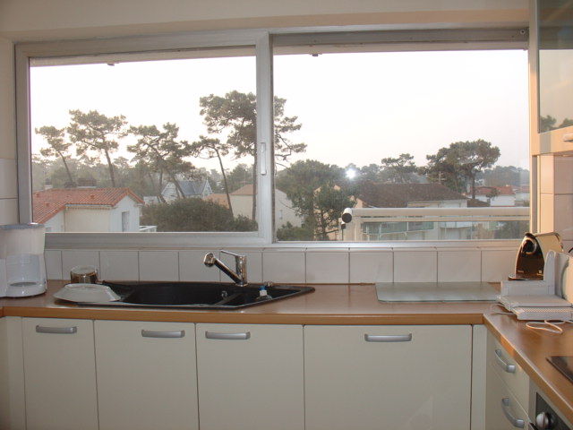 photo 13 Owner direct vacation rental Royan appartement Poitou-Charentes Charente-Maritime Separate kitchen