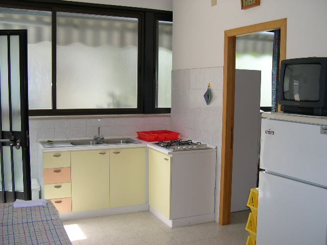 photo 11 Owner direct vacation rental Termoli maison Molise Campobasso Province Open-plan kitchen