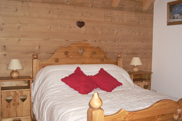 photo 4 Owner direct vacation rental Saint Sorlin d'Arves appartement Rhone-Alps Savoie bedroom 1