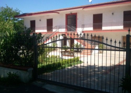 photo 6 Owner direct vacation rental Paestum appartement Campania Salerne Province View of the property from outside
