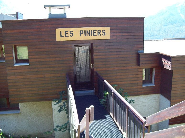 photo 5 Owner direct vacation rental Orcires Merlette appartement Provence-Alpes-Cte d'Azur Hautes-Alpes View of the property from outside