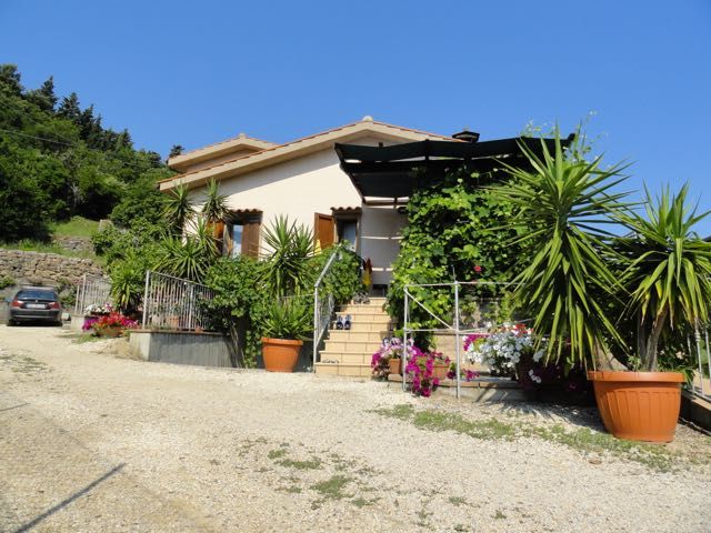 photo 6 Owner direct vacation rental Rio nell'Elba appartement Tuscany Elba Island View of the property from outside