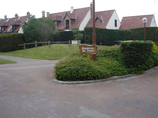 photo 9 Owner direct vacation rental Le Touquet maison Nord-Pas de Calais Pas de Calais View of the property from outside