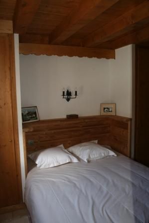 photo 5 Owner direct vacation rental Les Contamines Montjoie chalet Rhone-Alps Haute-Savoie bedroom 1