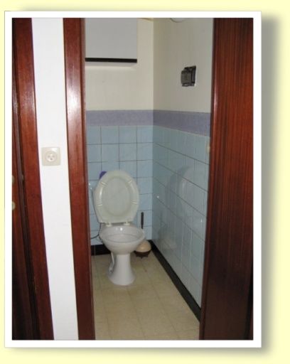 photo 10 Owner direct vacation rental De Panne appartement West-Flanders  Bathroom w/toilet only