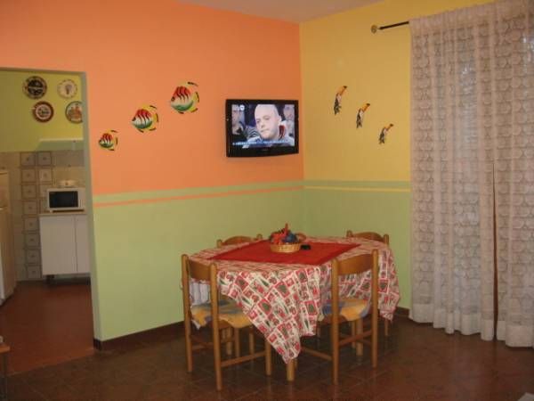 photo 6 Owner direct vacation rental Peschiera del Garda appartement Veneto Verona Province Dining room