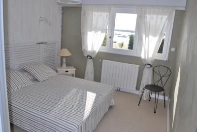 photo 9 Owner direct vacation rental Arcachon appartement Aquitaine Gironde bedroom