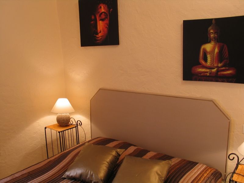 photo 5 Owner direct vacation rental Apt gite Provence-Alpes-Cte d'Azur Vaucluse bedroom