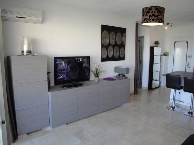 photo 3 Owner direct vacation rental Cannes appartement Provence-Alpes-Cte d'Azur Alpes-Maritimes Living room