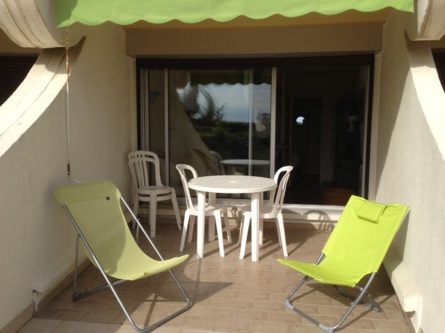 photo 12 Owner direct vacation rental La Grande Motte studio Languedoc-Roussillon Hrault Terrace