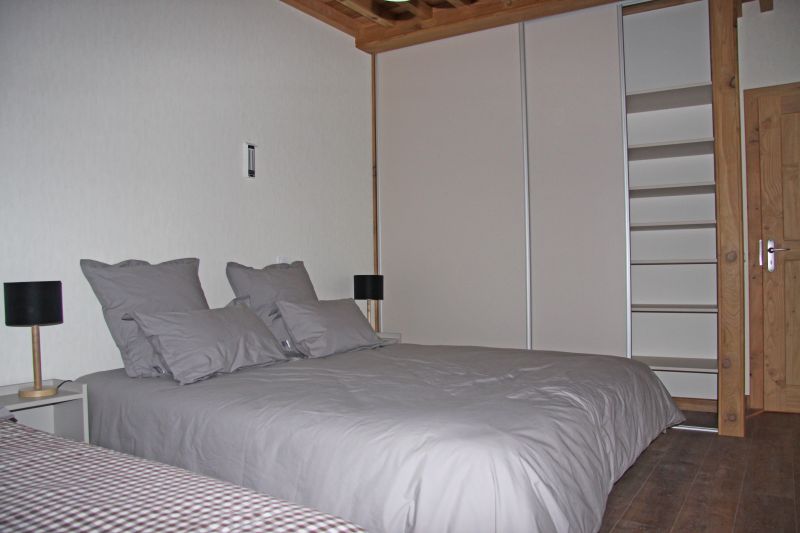 photo 7 Owner direct vacation rental Annecy gite Rhone-Alps Haute-Savoie bedroom 2