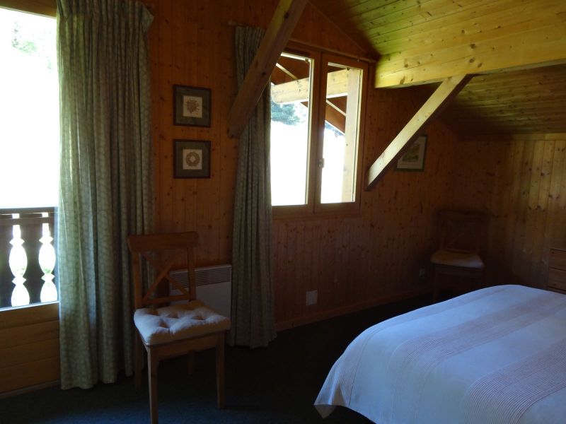 photo 9 Owner direct vacation rental Les Gets chalet Rhone-Alps Haute-Savoie bedroom 1