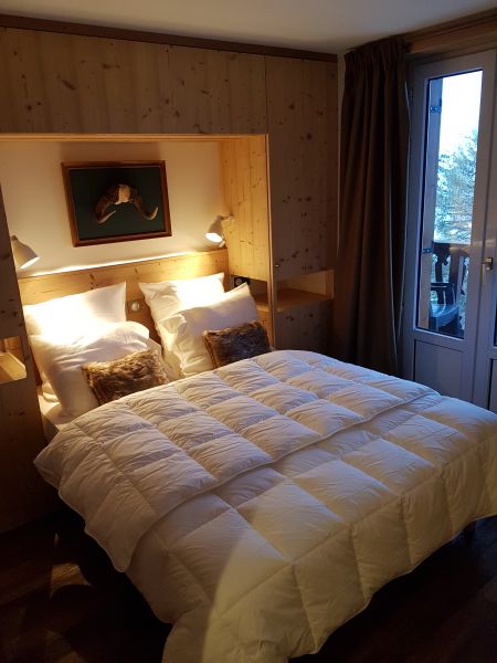photo 1 Owner direct vacation rental Alpe d'Huez appartement Rhone-Alps Isre bedroom 2