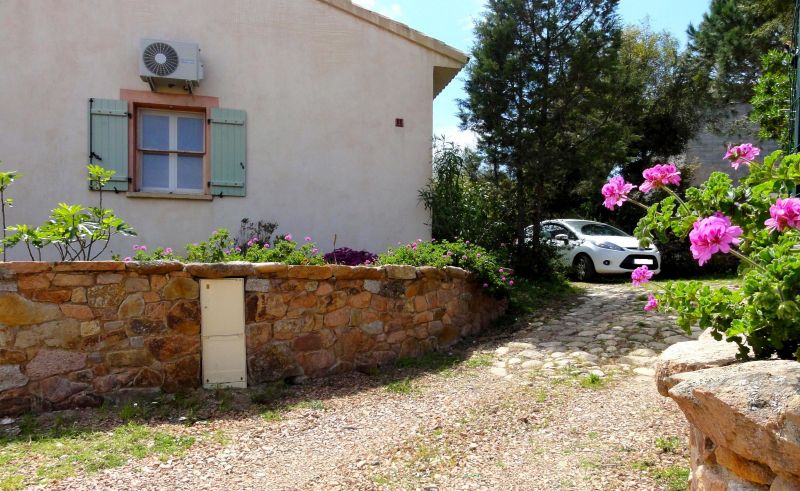 photo 26 Owner direct vacation rental Porto Vecchio villa Corsica Corse du Sud Parking