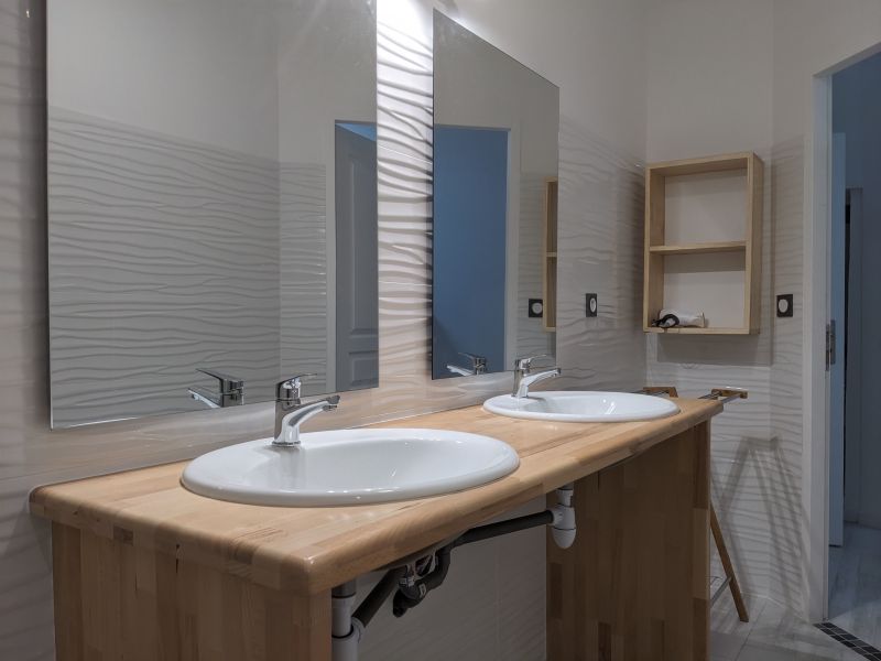 photo 19 Owner direct vacation rental La Rochelle gite Poitou-Charentes Charente-Maritime Half bath 4