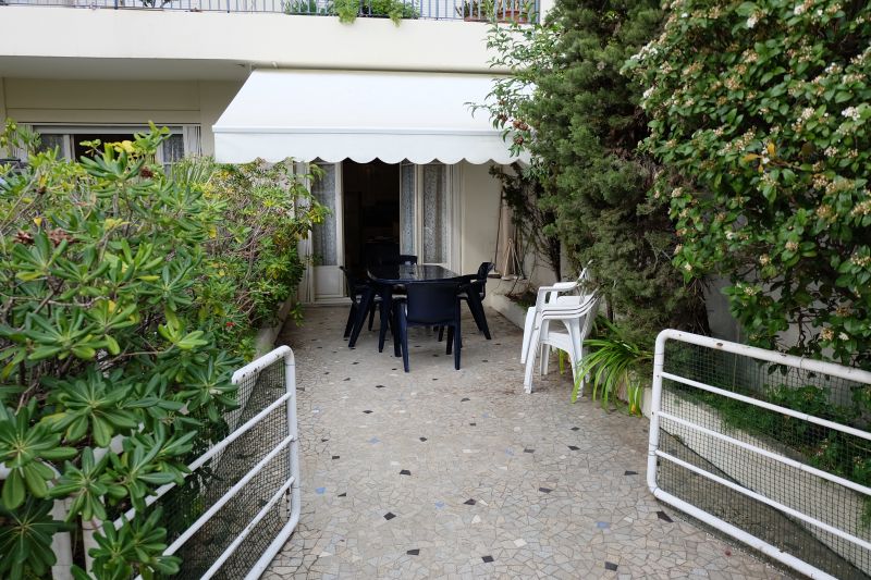 photo 10 Owner direct vacation rental Nice appartement Provence-Alpes-Cte d'Azur Alpes-Maritimes Terrace