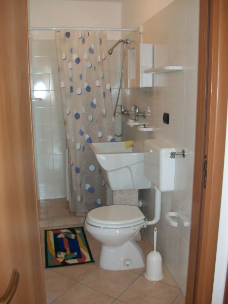 photo 13 Owner direct vacation rental Santa Maria di Leuca appartement Puglia Lecce Province bathroom 1