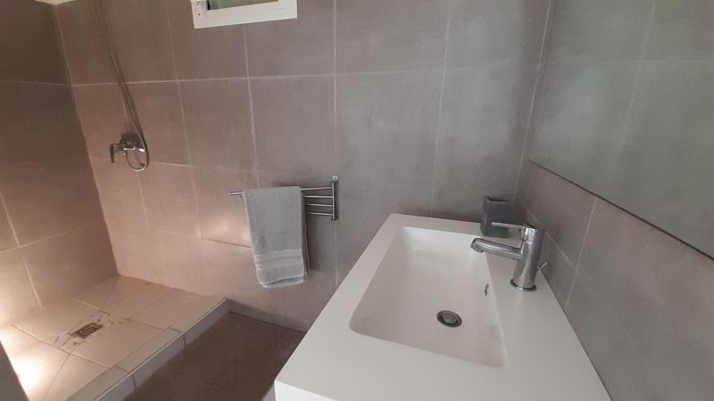 photo 16 Owner direct vacation rental Sainte Anne (Guadeloupe) appartement   Half bath