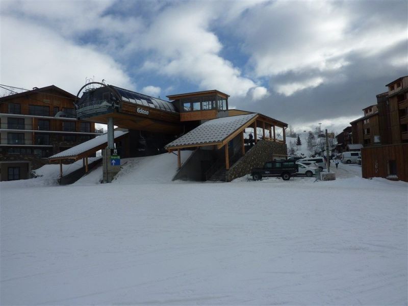 photo 3 Owner direct vacation rental Alpe d'Huez appartement Rhone-Alps Isre View of the property from outside