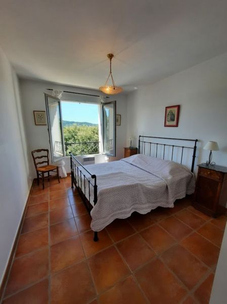 photo 20 Owner direct vacation rental Apt villa Provence-Alpes-Cte d'Azur Vaucluse bedroom 2