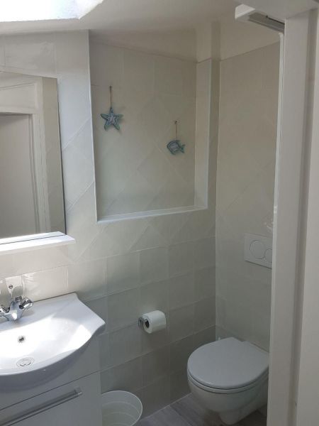 photo 7 Owner direct vacation rental Principina a Mare appartement   bathroom 1