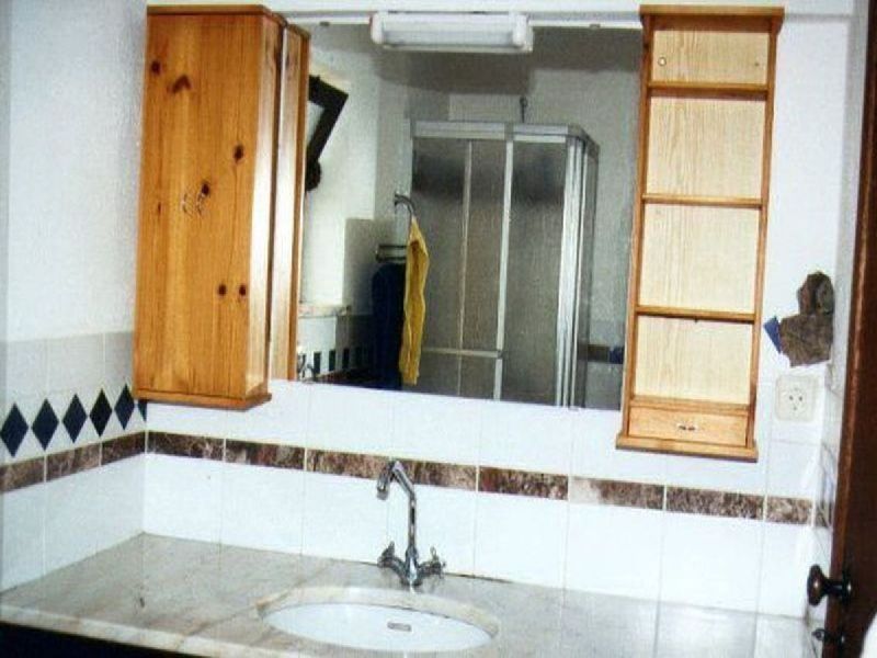photo 1 Owner direct vacation rental Bordeira maison   bathroom 1