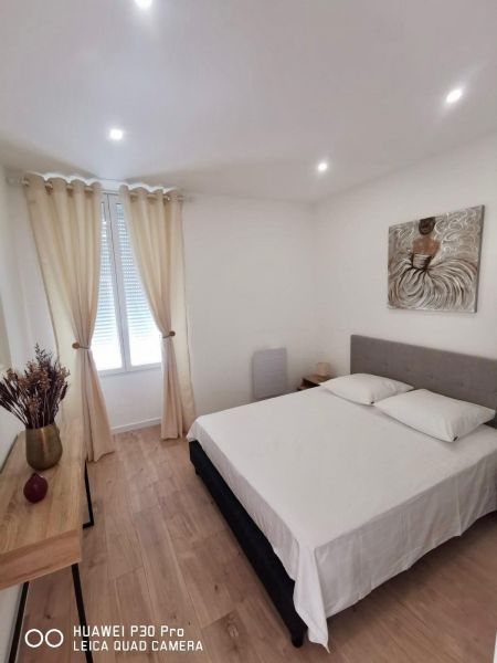 photo 1 Owner direct vacation rental Villeneuve-sur-Lot appartement Aquitaine Lot-et-Garonne bedroom