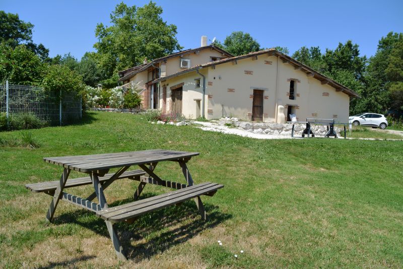 photo 14 Owner direct vacation rental Moissac gite Midi-Pyrnes Tarn et Garonne View of the property from outside