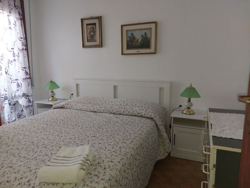 photo 2 Owner direct vacation rental Marina di Massa appartement   bedroom