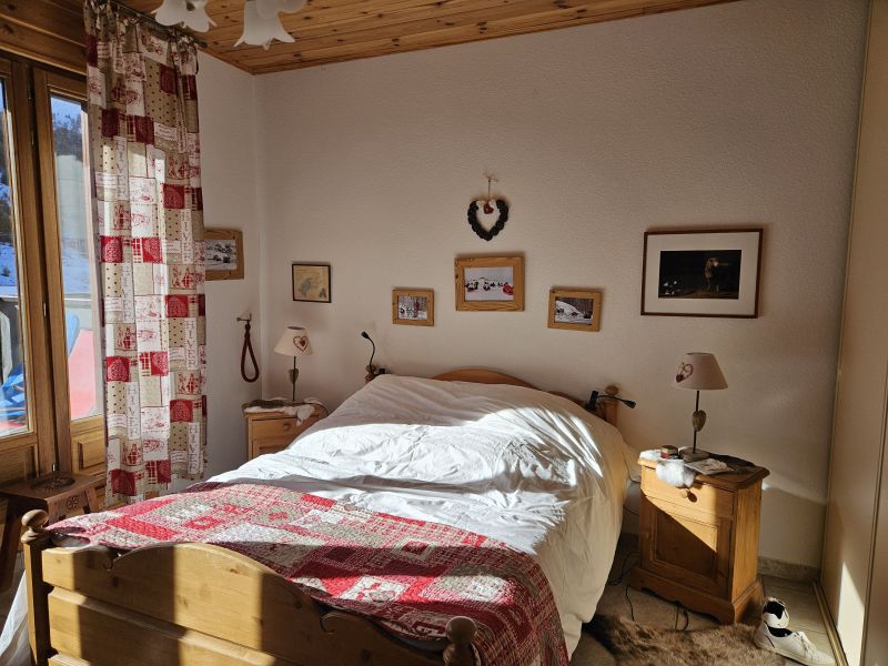 photo 5 Owner direct vacation rental Vars appartement Provence-Alpes-Cte d'Azur Hautes-Alpes bedroom 1