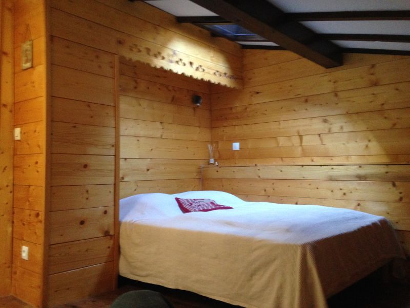 photo 4 Owner direct vacation rental Les Gets appartement Rhone-Alps Haute-Savoie bedroom 2