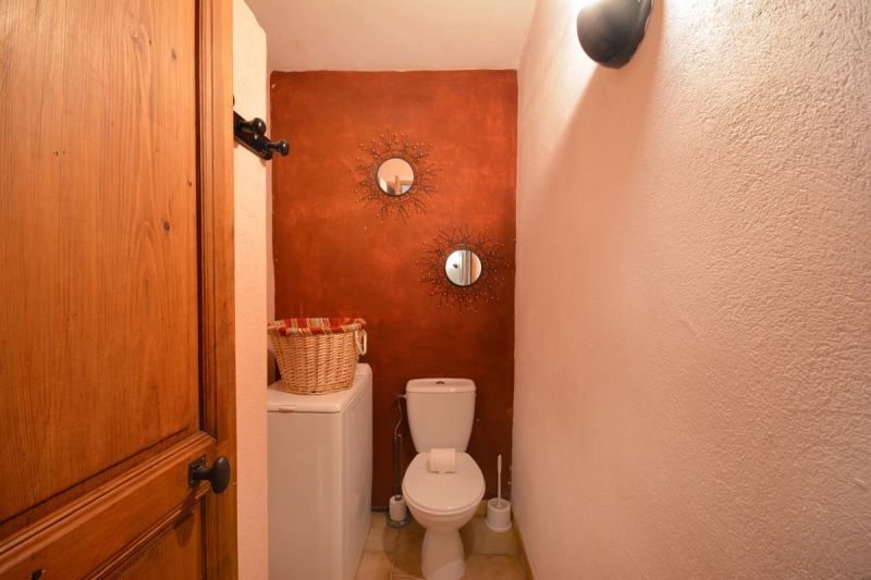 photo 15 Owner direct vacation rental Les Baux de Provence maison Provence-Alpes-Cte d'Azur Bouches du Rhne Bathroom w/toilet only 1