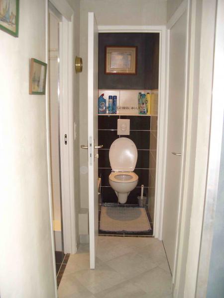 photo 9 Owner direct vacation rental Dinard appartement Brittany Ille et Vilaine Bathroom w/toilet only