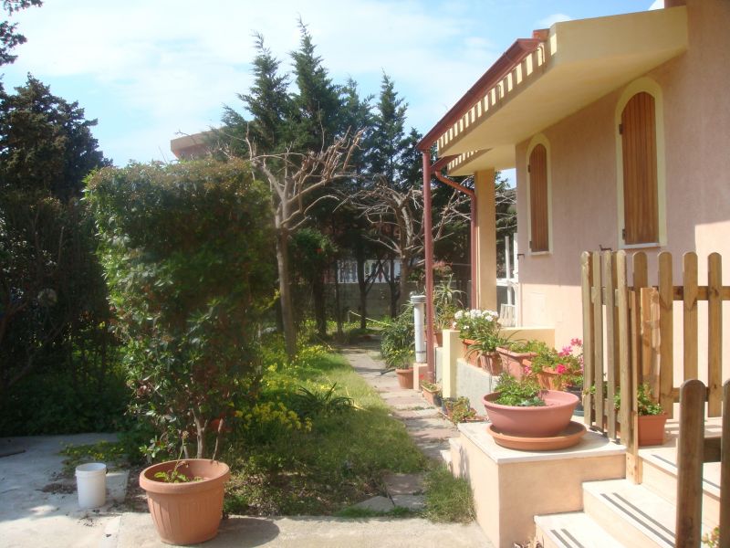 photo 3 Owner direct vacation rental Solanas appartement Sardinia Cagliari Province Garden