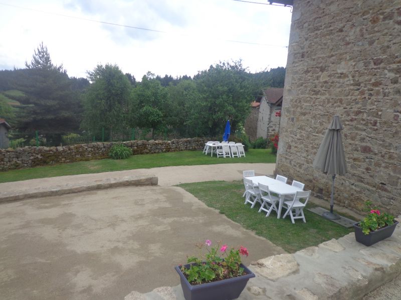 photo 16 Owner direct vacation rental Saint-Anthme gite Auvergne Puy-de-Dme View of the property from outside