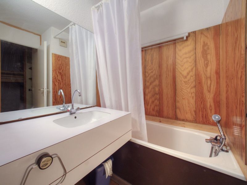 photo 11 Owner direct vacation rental Valmorel appartement Rhone-Alps Savoie bathroom 1
