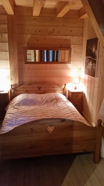 photo 8 Owner direct vacation rental Praz de Lys Sommand chalet Rhone-Alps Haute-Savoie bedroom 1