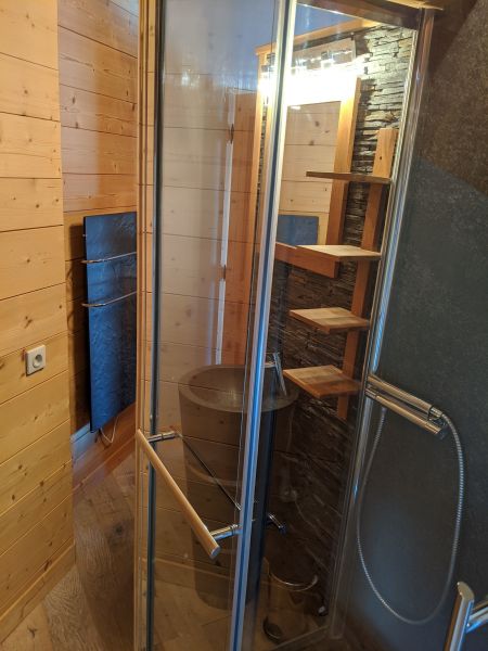 photo 15 Owner direct vacation rental Praz de Lys Sommand chalet Rhone-Alps Haute-Savoie Half bath 2