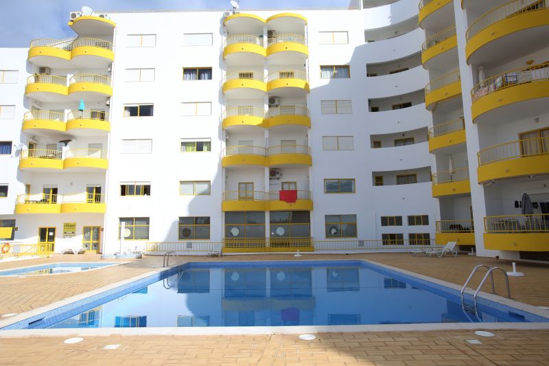 photo 2 Owner direct vacation rental Praia da Rocha appartement Algarve  Swimming pool
