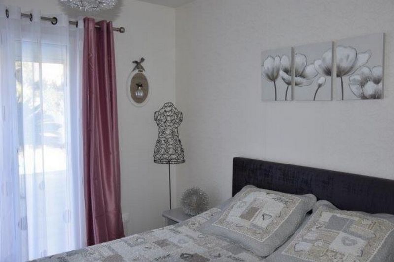 photo 11 Owner direct vacation rental Frjus villa Provence-Alpes-Cte d'Azur Var bedroom 1