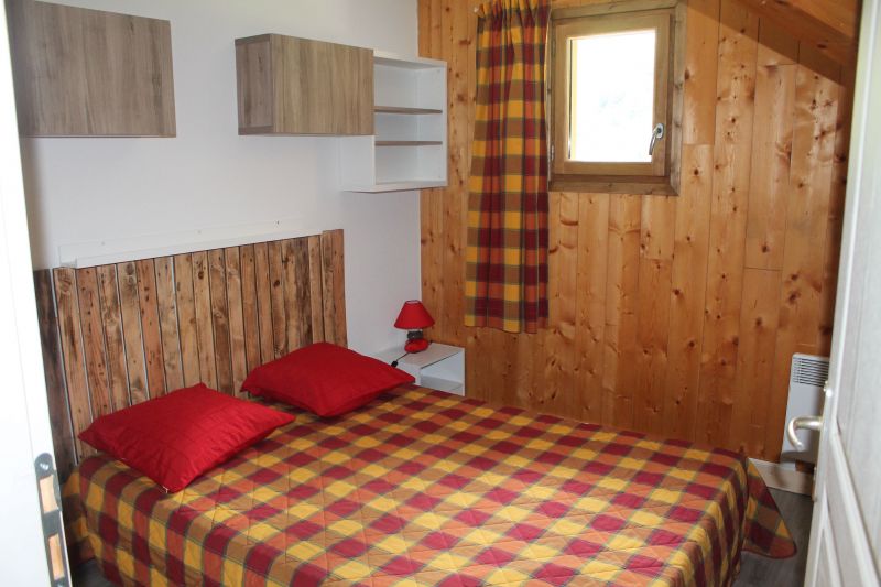 photo 5 Owner direct vacation rental Saint Sorlin d'Arves appartement Rhone-Alps Savoie bedroom 3