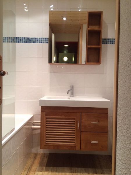 photo 10 Owner direct vacation rental Mribel appartement   bathroom