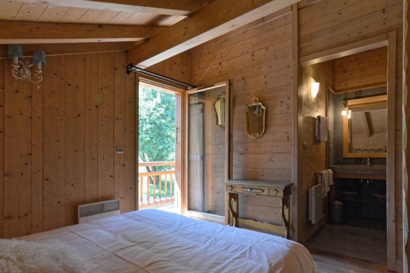 photo 15 Owner direct vacation rental Samons chalet Rhone-Alps Haute-Savoie bedroom 3