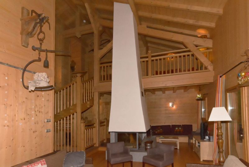 photo 2 Owner direct vacation rental Samons chalet Rhone-Alps Haute-Savoie Living room