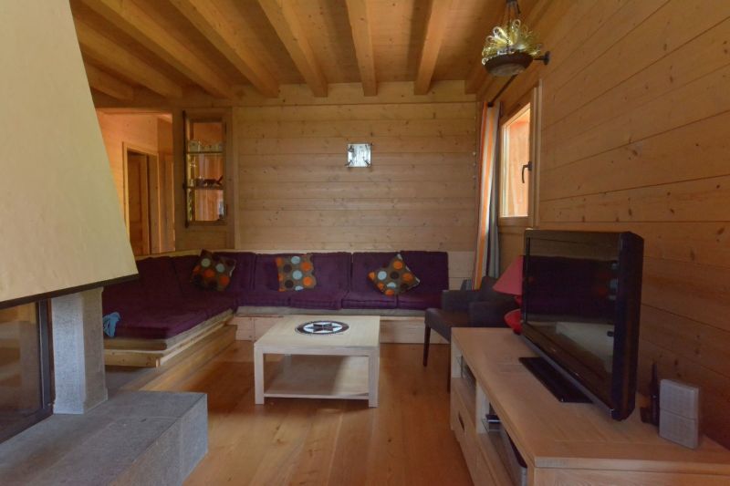 photo 4 Owner direct vacation rental Samons chalet Rhone-Alps Haute-Savoie Lounge