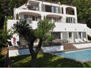 French Mediterranean Coast vacation rentals for 10 people: villa # 117820