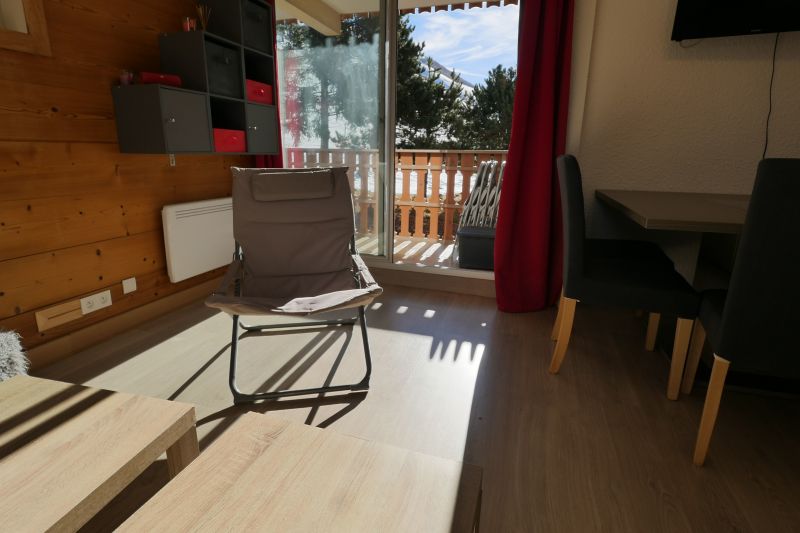 photo 0 Owner direct vacation rental Les 2 Alpes studio Rhone-Alps Isre Living room